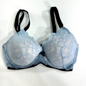 Victoria’s Secret lace bra molded cups blue size 34DD